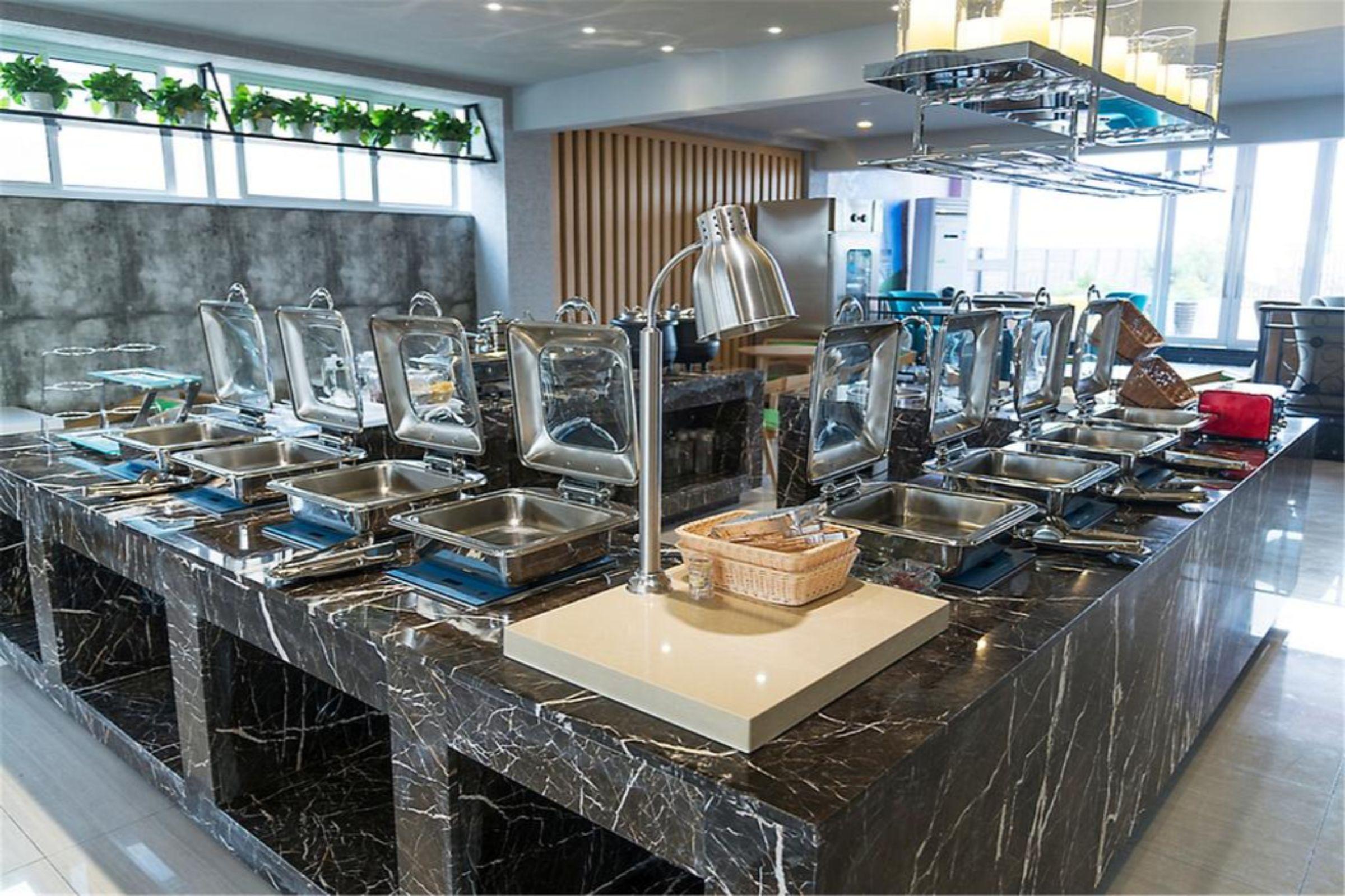 Ibis Styles Nantong Development Zone Shimao Plaza Hotel Exterior photo